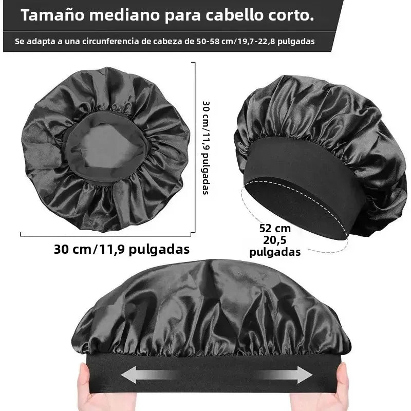 Weiche, seidengefütterte Haube aus Satin