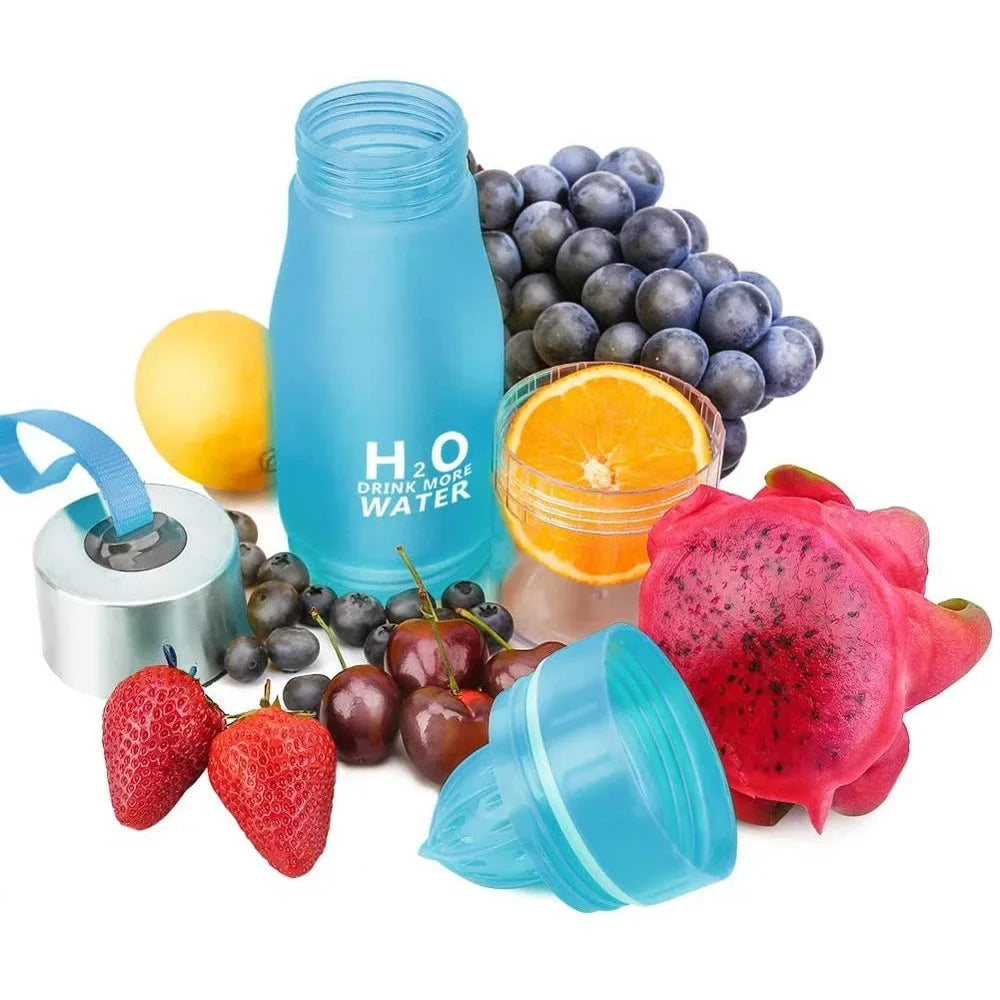 H2O Trinkflasche mit Fruchteinsatz